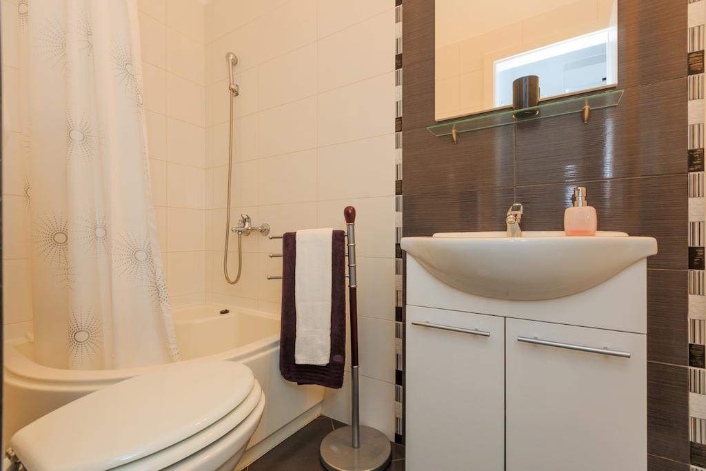 Apartments Rogulj 로고즈니차 객실 사진
